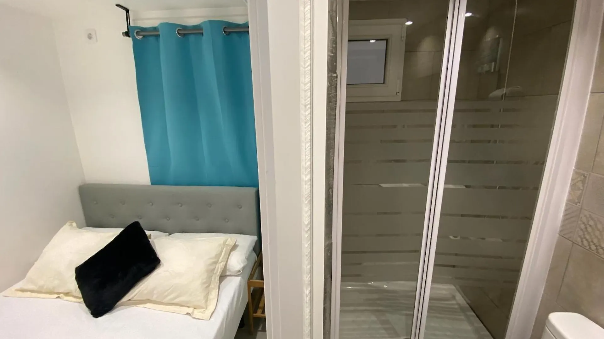 Suites Nuevas Con Bano Privado Frente Al Metro St Mwc Barcelona-Fira L'Hospitalet de Llobregat 0*,