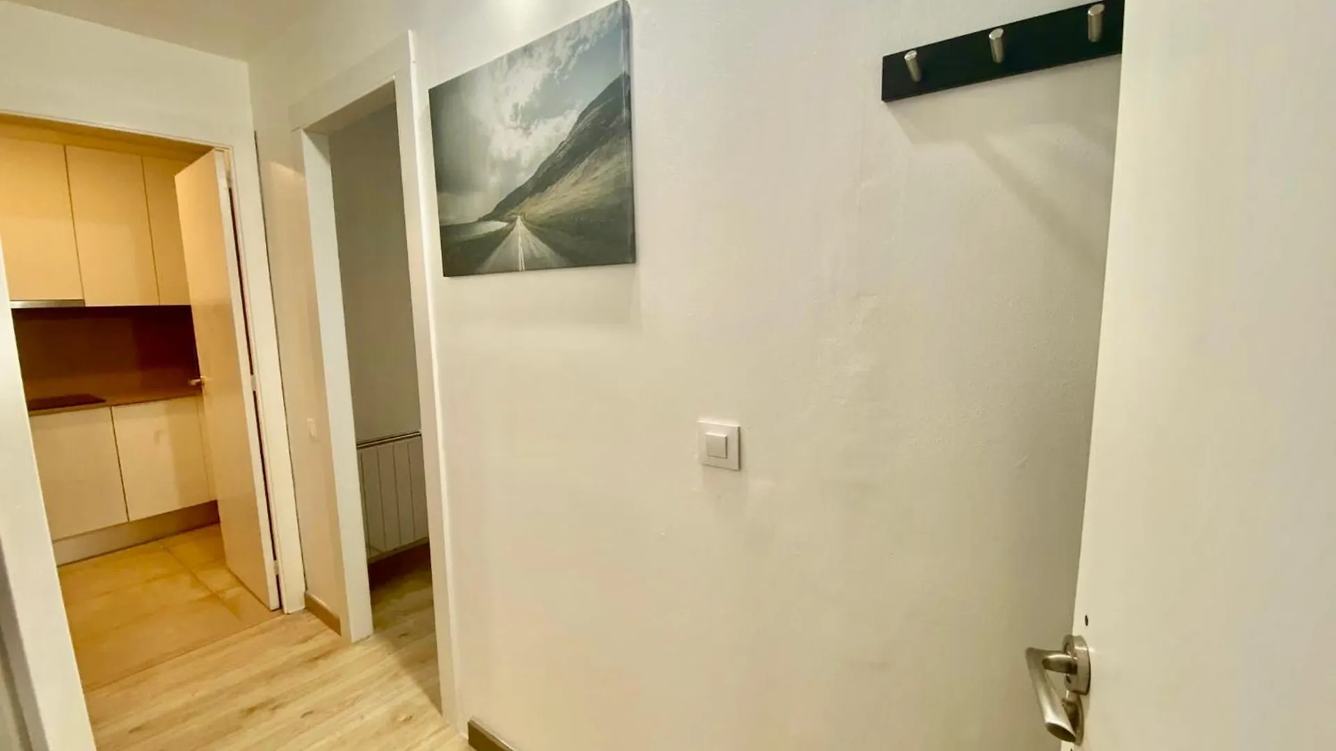 Suites Nuevas Con Bano Privado Frente Al Metro St Mwc Barcelona-Fira L'Hospitalet de Llobregat 0*,  Spain